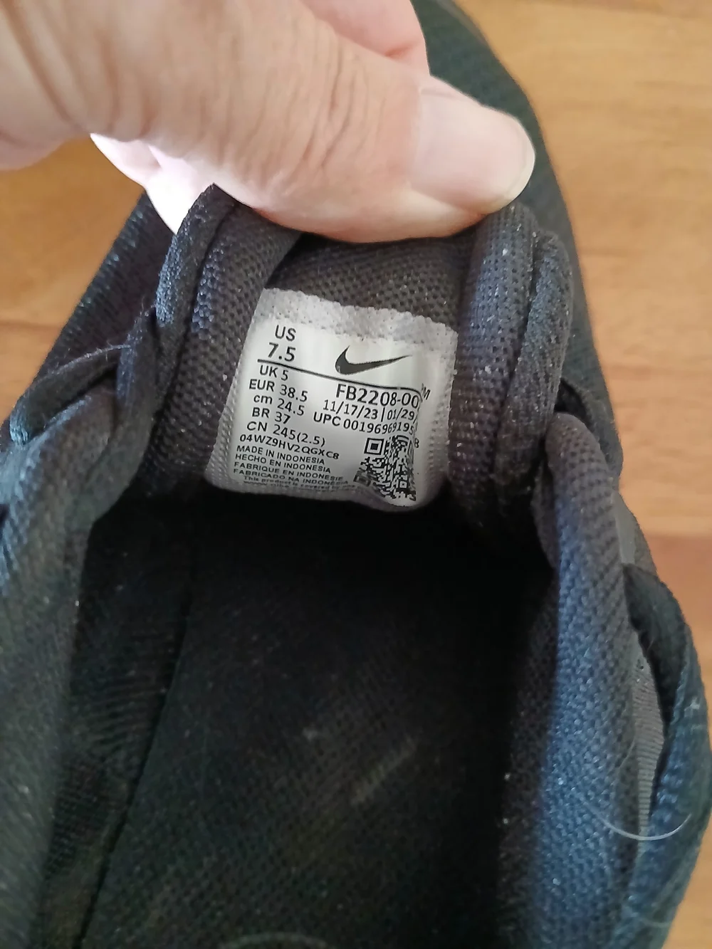 Nike Women's All-Black Mesh Running Sneakers